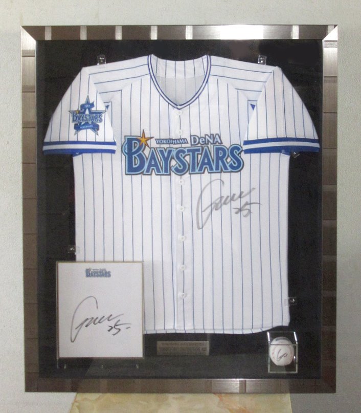 �������j�t�H�[���A�F�����{�[���z��